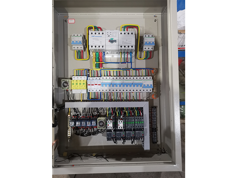 16185608808157f5 16185608808157f5